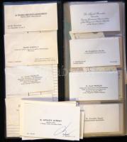 Magyar diplomata közel 100 darabos névjegykártya-gyűjteménye a világ minden országából. Miniszeterek, nagykövetek, közötte sok kártyán az illető kézírásával.  / Business card collection of a diplomat. Nearly 100 business cards from all over the wolrd. Ministers, diplomats ambassadors. any with handwritings