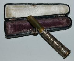 ~1930 Szipka fém díszítéssel kis dobozkában 7cm