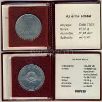 1982. 100Ft "Labdarúgó VB" T:BU Eredeti tokban, tanúsítvánnyal! + 1983. 100Ft "FAO&qu...