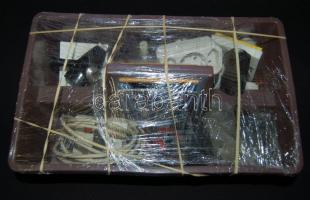 Hatalmas barkács tétel: fúrószárak, imbuszkulcsok, foglalatok, kapcsolók, csavarok, tiplik, menetvág...