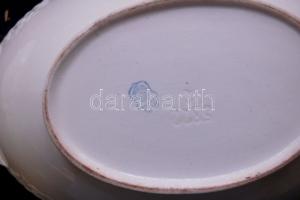 Jelzett sorszámozott porcelán leveses tál hajszálrepedésekkel és kisebb felületi sérülésekkel 34x16x...