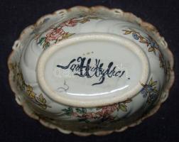 XIX. századi fajansz porcelán tálka hajszálrepedésekkel és kis lepattanással