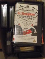 14 db műsoros VHS videókazetta jó filmekkel