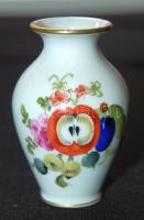 Gyümölcsökkel és zöldségekkel díszített Herendi kis porcelán vázácska / Herendi chinaware vase 7cm