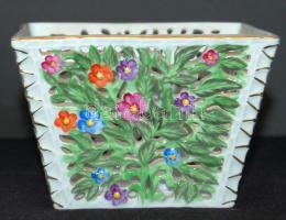 Kézzel festett virágokkal díszített Herendi áttört kosár / Handpainted Herendi chinaware tray 8x10cm
