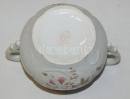 Virágokkal díszített kis porcelán kiöntő apró lepattogzásokkal / Chinaware jug 14cm