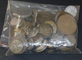 Kis vegyes külföldi fémpénzgyűjtemény:Törökország, NDK, Lengyelország, Spanyolország stb pénzeivel, 78db összesen T:vegyes, köztük több Unc is! / Mixed world coins from Poland, Turkey, GDR, Spain, France(...) 78 pieces C:mixed (Unc as well)