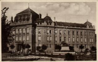 10 db Mátra környéki képeslap az 1920-40-es évekből