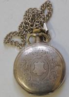 cca 1900 Korgemont 15 köves, porcelán számlapos ezüst zsebóra. Működőképes, de egy rúgó cserére szorul. Lánc nem ezüst / Silver pocket watch with porcellain numerals. Works, but needs fixing.