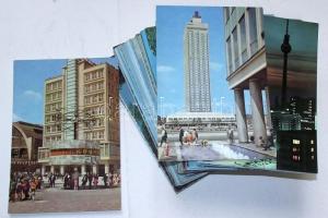 141 db használatlan kelet-német (Berlin és Potsdam) városképes lap / 141 unused East German postcards