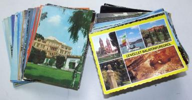 240 db vegyes modern Balaton és Budapest lap / Budapest, Balaton - 250 cards