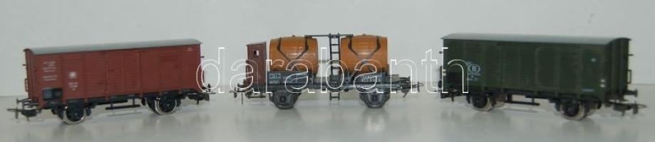 2db eredeti Piko modell-vasút készlet kiváló állapotban: 1 mozdonnyal és 7 db klf vagonnal, egyik er...