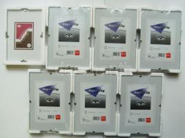 6 db 10x15cm-es és 1 db 9x13cm-es üvegezett fényképtartó