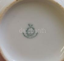 2 db klf porcelán teás készlet: tányérok, csészék, kancsók, kiöntők, stb