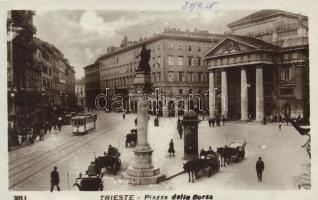 Trieste Piazza della Borsa, tram