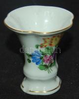 Kézzel festett Herendi jelzett porcelán vázácska Bouquet de tulipe mintával díszítve apró lepattogzással / Herendi handpainted chinaware vase (small fault) 7cm