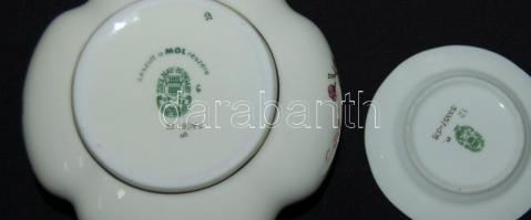 Virágokkal díszített és aranyozott Zsolnay jelzett sorszámmozott porcelán kistányér és cukorkakínáló...