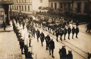 1921 Felső-Szilézia, Francia katona temetése, népszavazás előtti terrorista bombázás áldozata / 1921...
