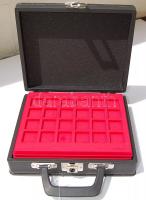 Pénzkoffer ÚJ! 240x210x70mm, 6db velúrtálcával (2x12, 2x20, 2x24 férőhelybeosztással)