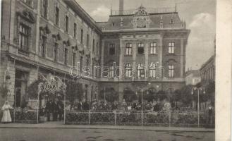 Nagyvárad Rimanóczy spa, Royal Café