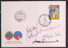 1980 Szovjet-Magyar közös űrrepülés FDC 5 magyar és sziovjet űrhajós aláírásával / Intercosmos FDC with original autograph of 5 astronauts