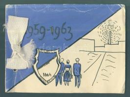 1963 Kiskunhalas - Szilády Áron iskola. Kézzel készített, 6 db fótót tartalmazó rajzos borítójú emlé...