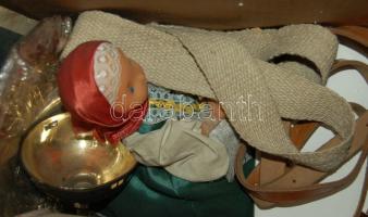 Nagy ládányi vegyes bolhapiac tétel, jobb darabokkal