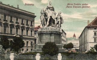 Pozsony Maria Theresia statue