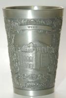 Domborművel díszített ónpohár bécsi városképekkel 8,5cm