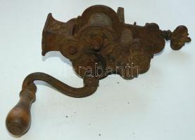 ~1890  Tészta daráló "CG" jelzéssel