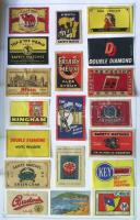 1200 darabos, szépen rendezett Csehszlovák gyufacímke-gyűjtemény igényes gyűrűs mappában / collectio...