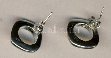 Ezüst női fülbevaló és nyaklánc 11,05g
Silver earrings and necklace 11,06g