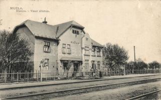 Muzsla railway station