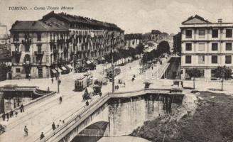 Torino corso with trams (Rb)
