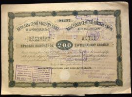1906. "Beocsini Cementgyári Unio Részvénytársaság" részvénye 200K-ról, magyar és német nyelven, szelvényekkel, elővételi jog gyakorlásáról szóló pecsétekkel