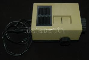 Ania típusú kifogástalan állapotú diavetítő gép kezelési útmutatóval és 7db mesefilmmel eredeti dobo...