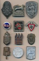 Vegyes ókori kínai bronzpénzek, több díszlapon vagy karikára fűzve dobozban, garancia nélkül! T:vegy...