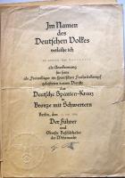 Vegyes ókori kínai bronzpénzek, több díszlapon vagy karikára fűzve dobozban, garancia nélkül! T:vegy...