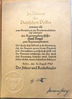 Vegyes ókori kínai bronzpénzek, több díszlapon vagy karikára fűzve dobozban, garancia nélkül! T:vegy...