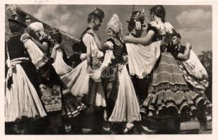 Hungarian folklore, wedding dance, Mezőhegyes