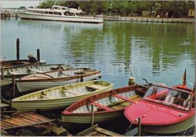 40db balatoni modern városképes lap