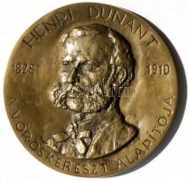 Nyírő Gyula (1924-2005) 1981. "Henri Dunant" üzletember, a Nemzetközi Vöröskereszt alapítója bronz emlékérem (95mm) T:2 / 1981. Henri Dunant businessman, founder of the International Red Cross Br commemorative medal Sign: Gyula Nyírő (95mm) C:XF
