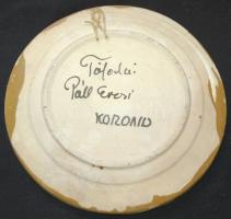 2db Tófalusi Páll Erzsi által szignált Korondi kerámia falitányér d:24cm