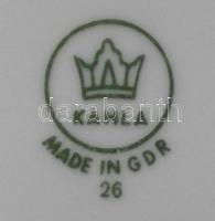 Nagy porcelán és kristály tétel. Komplett étkészlet és egyéb darabok / Large mixed  chinaware lot