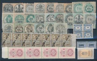 47 db okmány és illetékbélyeg benne összefüggésekkel / 47 document stamps