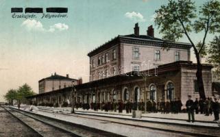 Érsekújvár railway station (EK)