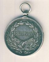1917-18. Kis Ezüst Vitézségi Érem "Fortitudini / IV. Károly" mellszalag nélkül Szign.: Kautsch T:2- / Hungary 1917. Medal for Bravery, silver II class without ribbon Sign.: Kautsch C:VF