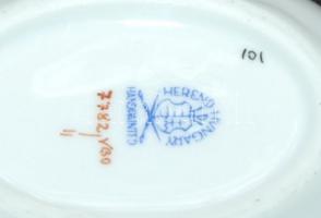 2db kézzel festett jelzett Herendi porcelán tálka: 1db Viktória-mintás és 1db csipkebogyóval díszíte...