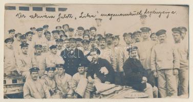 1915 Az aknára futott és elsüllyedt Lika romboló megmenekült legénységét ábrázoló fotó / Photo depicting the sailors of S.M.S. Lika. THe ship sunk at Durres in 29 12 1915. 14x7 cm