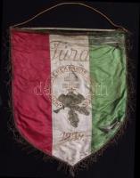 1939 Magyar Kerékpáros Szövetség túra zászlója megviselt állapotban